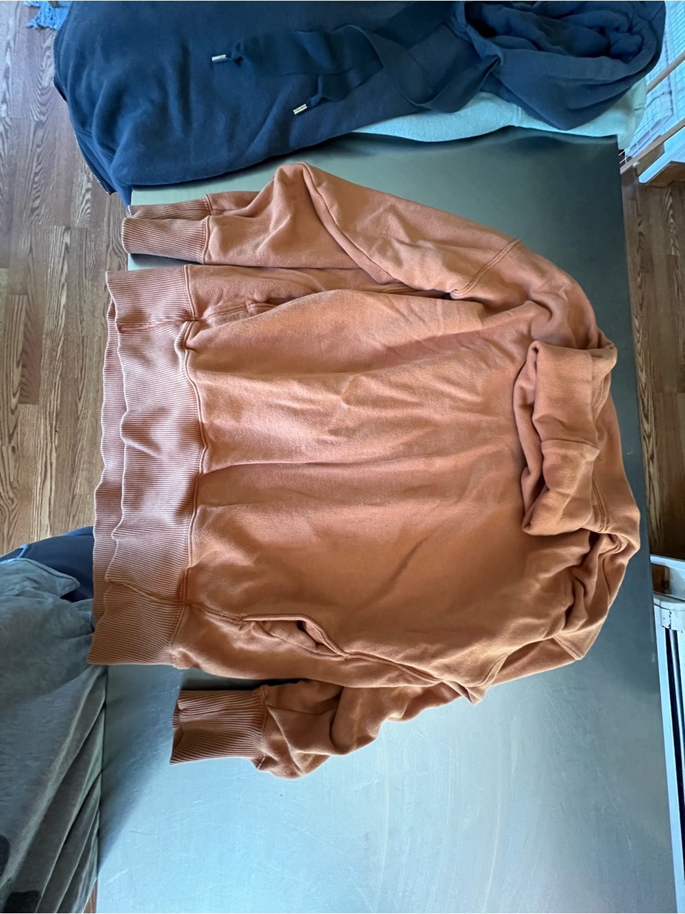 Aerie Lot of 3 Cozy Oversized Hoodies in Sage, Navy, and Rust - Picture 4 of 7